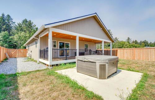 Westport Vacation Rental with Private Hot Tub! - Foto 1