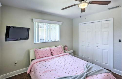 Tropical Getaway! Gulf access & heated pool! - Foto 10