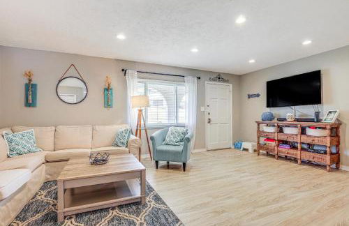 Private and Picturesque Escape on Lake Henry! - Foto 4