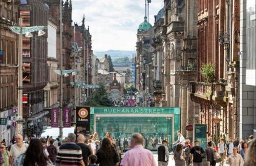 Designer Penthouse with Riverviews - G1 Glasgow City Centre, 3 Bedrooms, 2 Bathrooms, 1 Living room / Kitchen. Full Floor, Wrap Around Terrace, Panoramic Views, Off Central Station / Buchanan Street - Foto 70