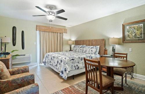 Beso Del Sol Beauty Studio Oasis in Dunedin 409 - Foto 3