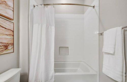 Elegant Modern Studio mins from Riverwalk - Foto 23