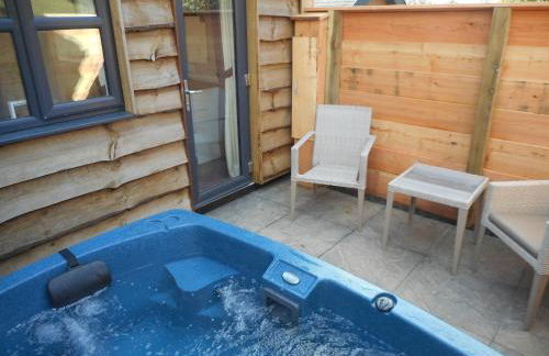 Hare Lodge with Hot Tub - Foto 5