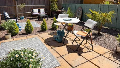 The Sashes - Cozy Apartment - FREE Parking - Ultrafast WIFI - Smart TV - Netflix - sleeps up to 6! Close to Poole Town Center & Sandbanks & Bournemouth - Foto 3