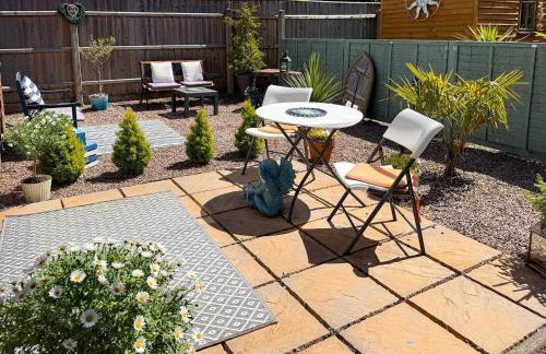 The Sashes - Stylish Apartment - FREE Parking - Ultrafast WIFI - Smart TV - Netflix - sleeps up to 6! Close to Poole Town Center & Sandbanks & Bournemouth - Foto 8