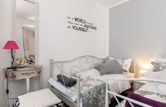 Bright & Modern on Top Location - Foto 8