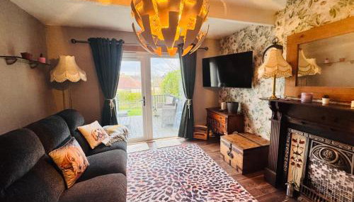 Bright 3 bedroom house with private garden near Edinburgh - Woodside home - Foto 4