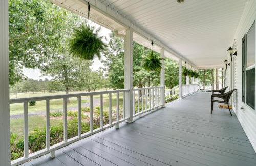 Spacious Getaway By Wolf Pen Gap 15 Acres and Pool! - Foto 33