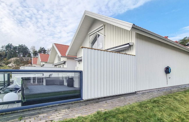 8 Person Holiday Home in Stromstad - Photo 17