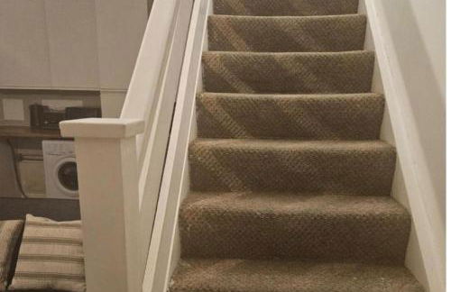 1 Bed House Sleeps 2 -Free Parking -Tv - Foto 3