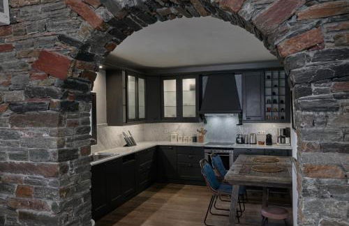 5 bedroom villa with pool, sunset views, direct access to the sea - Foto 43