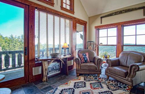 Slope side 8 BR at Sanctuary Majestic Mountain Top Estate 4800 square feet of quality sleeps 16 - Foto 12