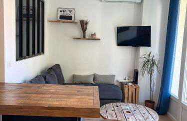 FLC - Charming Studio Parking - 4 Guests - Foto 22