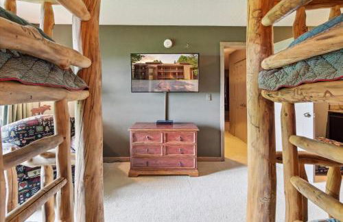 New- Resort villa- 2Bedroom 3Bath unit Golf Pools - Foto 25