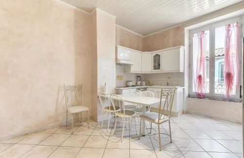 Les Bellevue Cité "3 Apartments, 1 with Garden & Private Parking, Aircon, WiFi, Free Public Car Park, 1 km from Cité" - Foto 20