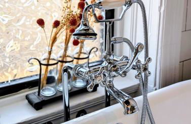 Luxury duplex in 1880s brownstone w private garden - Foto 7