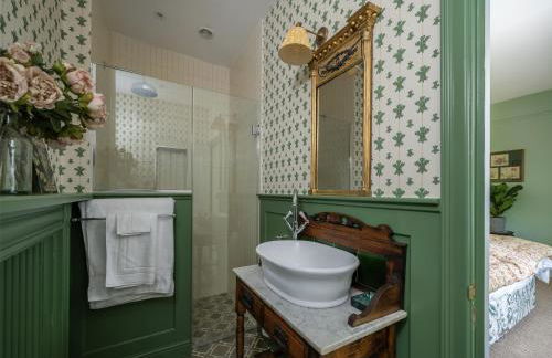 Henge Estate - Large Manor with ensuite double rooms, hot tub and tennis court - Foto 20