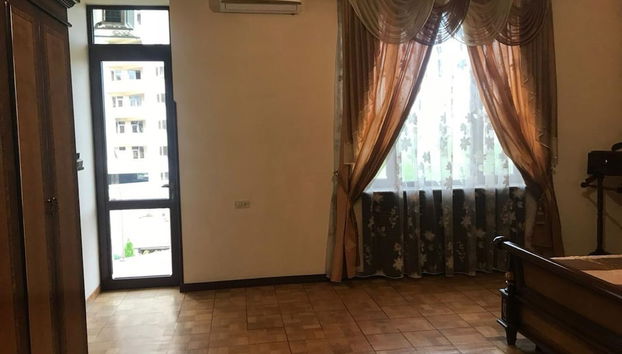 Nice Villa & Pool City Center - Foto 4, Camera