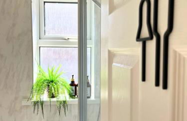 3 Bed House - Sleeps 5 - Private Drive - Foto 24