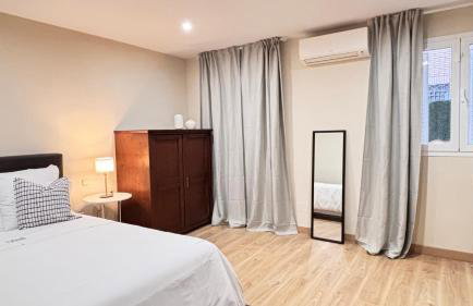 BookinMadrid - Puerta del Sol - Tirso De Molina - Foto 9