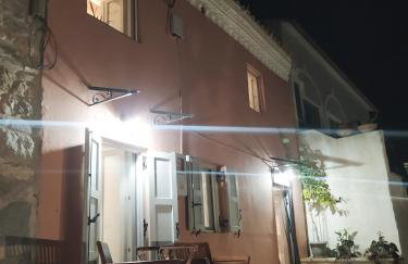 Totolos home in Lazaratika Corfu - Foto 6