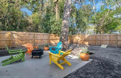 Fourth House - Eclectic and fun 1BR in SPR - Photo 28