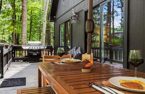 Hideout Pocono Chalet - Foto 33