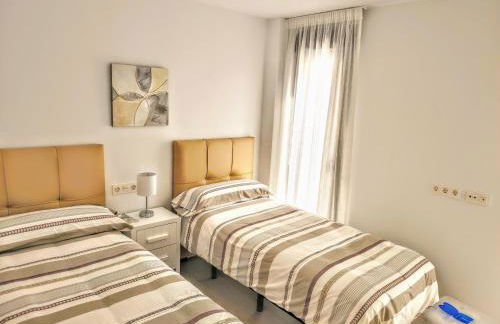 Alma beach - Photo 16