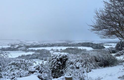 Stunning 3 Bedroom Cottage near Historic York - Photo 20