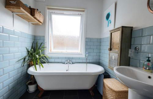 Unique private apartment w/ Easy access to Central London - Foto 16