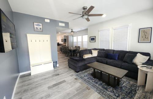 Neat Retreat-Comfortable & Cozy 2 BR,Close to all! - Foto 5