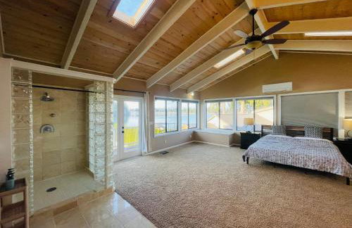 Lake Tapps Dock House on the Bankers Island - Foto 12