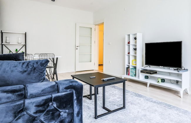 2 1 Modern Flat With Balcony in Tuzla - Foto 4