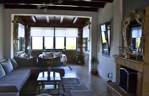 Dimitra's Villa in Evia, Greece - Foto 2