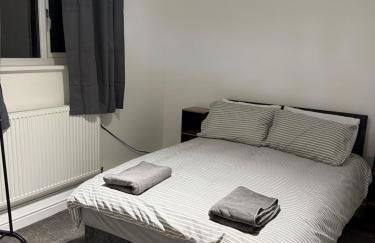 Home and Away Washington, close to Nissan, Penshaw Monument, and A1 A19 - Foto 1