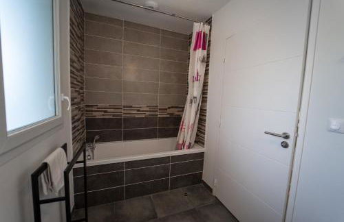 Le Doux Paradis - Maison 4 Chambres - Foto 10