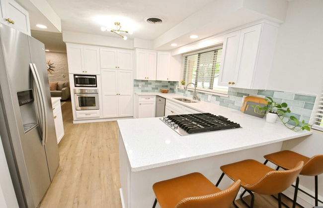 Mid Century Modern With Modern Touches 10 min Walk to Notre Dame 1831 - Foto 7