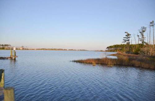 Waterfront Home 3BR King bed Private Dock - Foto 5
