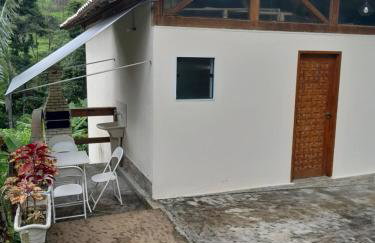 Casa de Campo em Lumiar com corrego ,lareira e churrasqueira - Foto 2