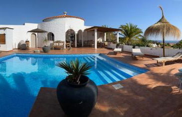 Las Banderas - Photo 1