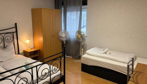 Apartmenthaus - Mackenbach - Foto 4, towels, wardrobe