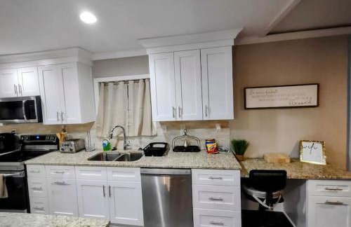 3 Bedroom Jewel: Luxury with Crystal Pool - Foto 21