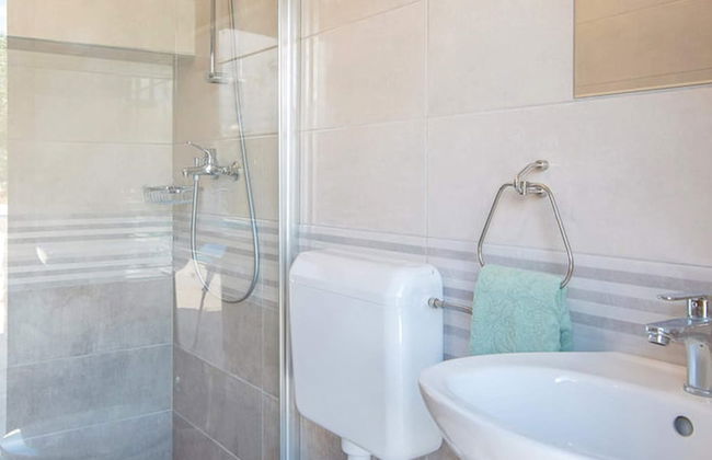 Holiday Home Loviste-three Bedroom Holiday Home With Pool and Sea View - Foto 24