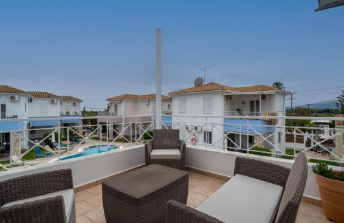 Phoebes Place At Kalamaki Court, 2 Bedroom Villa With A Shared Pool - Fully Refurbished For 2026 - Foto 22