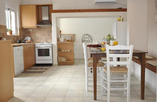 Villa Lakki Heated round pool Jacuzzi - Foto 8