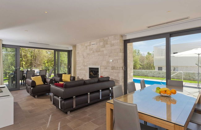 Villa in Novigrad With Pool & Rooftop Terrace - Foto 30