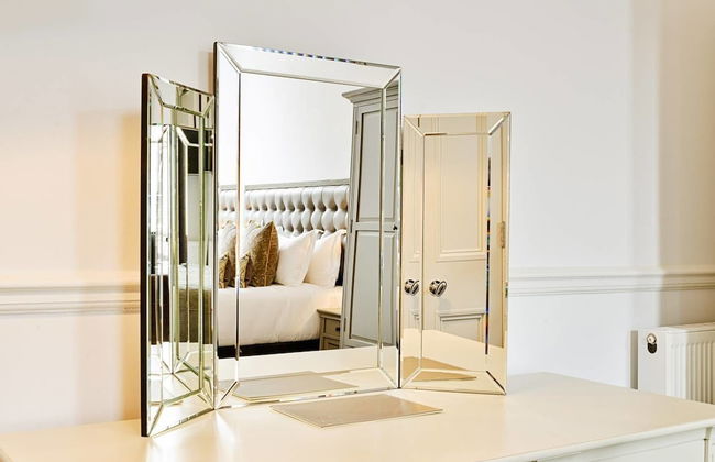 JOIVY Luxury George Street Apartments: Edinburgh Suite - Photo 2