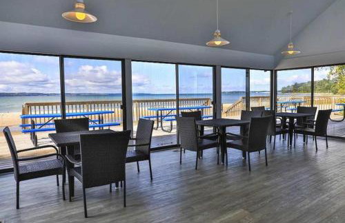 Secluded Harbor Springs Condo - Foto 8