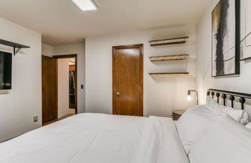 Sleek 4BR OKC Stay by StayLage - Photo 43