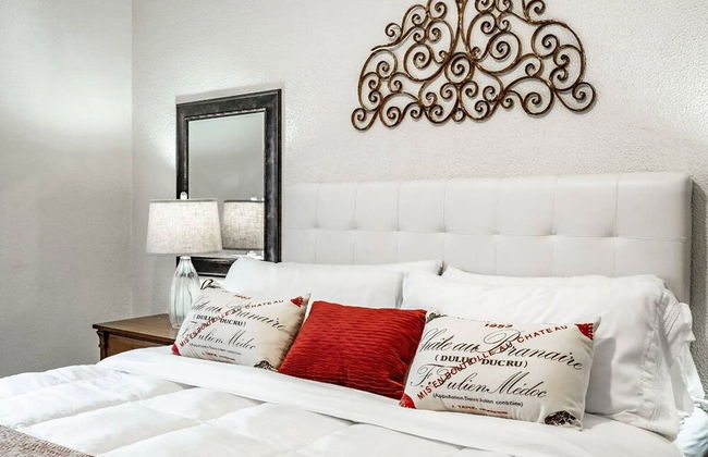 Glamorous Green Beauty in the Heart of University District 15min to Downtown - Foto 28